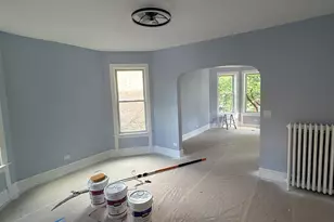 3936 W Cornelia Ave, Chicago, IL 60618 - Photo 2