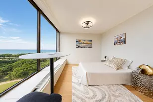 5455 N Sheridan Rd, Chicago, IL 60640 - Photo 16