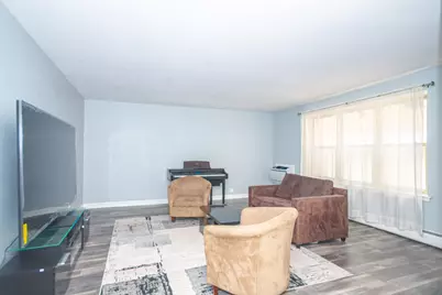 5950 N Kenmore Avenue #208, Chicago, IL 60660 - Photo 2