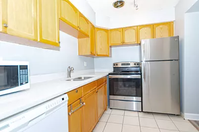 5950 N Kenmore Avenue #208, Chicago, IL 60660 - Photo 4