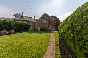 2246 Clinton Ave, Berwyn, IL 60402 - Photo 26