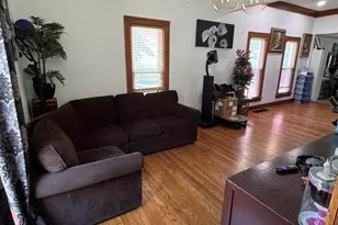610 McClure Ave, Elgin, IL 60123 - Photo 12