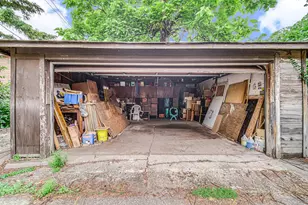 8917 S Hermitage Ave, Chicago, IL 60620 - Photo 22