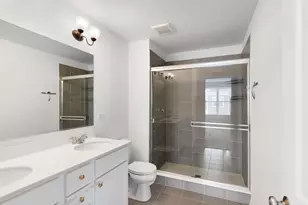 1534 Slade Wy, Des Plaines, IL 60018 - Photo 10