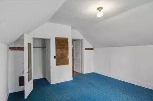 1212 W Chestnut St, Bloomington, IL 61701 - Photo 12