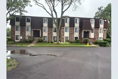 835 Waterview Circle #5, Vernon Hills, IL 60061 - Photo 1