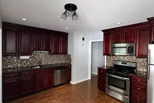 324 N Emerald Ave, Mundelein, IL 60060 - Photo 8