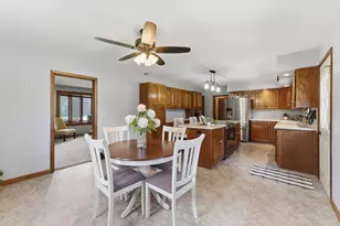 1017 11th Ave, Orion, IL 61273 - Photo 8