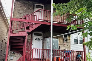 4742 N Kewanee Ave, Chicago, IL 60630 - Photo 2