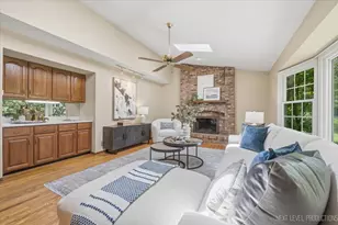 6036 Mill Bridge Ln, Lisle, IL 60532 - Photo 4