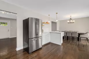 31 N Forrest Ave, Arlington Heights, IL 60004 - Photo 10