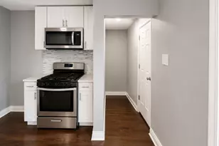 9801 S Drexel Ave, Chicago, IL 60628 - Photo 8