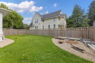 617 S 4th St, Aurora, IL 60505 - Photo 20