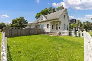 617 S 4th St, Aurora, IL 60505 - Photo 18