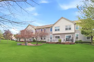 918 Oak Ridge Blvd, Elgin, IL 60120 - Photo 22