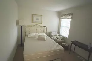 918 Oak Ridge Blvd, Elgin, IL 60120 - Photo 18