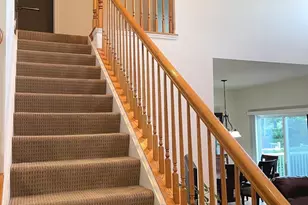 918 Oak Ridge Blvd, Elgin, IL 60120 - Photo 4