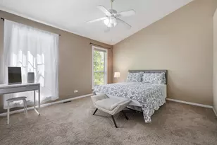 121 Golfview Dr, Glendale Heights, IL 60139 - Photo 14