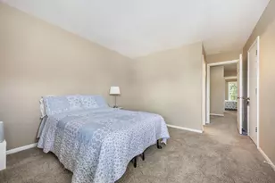 121 Golfview Dr, Glendale Heights, IL 60139 - Photo 18