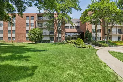 3030 Pheasant Creek Drive #103, Northbrook, IL 60062 - Photo 1