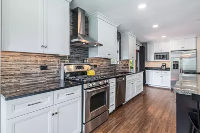 2422 Chippewa Court, Lisle, IL 60532 - Photo 8