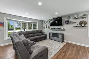 2422 Chippewa Ct, Lisle, IL 60532 - Photo 16