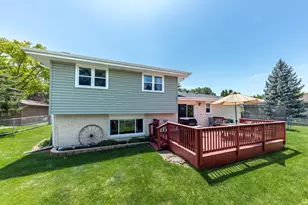 2422 Chippewa Ct, Lisle, IL 60532 - Photo 28
