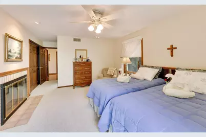 2899 Nish Road, Crystal Lake, IL 60012 - Photo 16