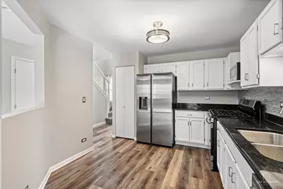 325 Odlum Court, Schaumburg, IL 60194 - Photo 10