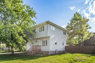 8820 Palisades Rd, Burr Ridge, IL 60527 - Photo 22