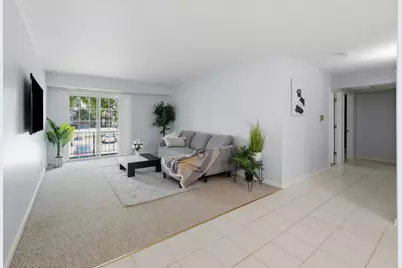 1621 N Windsor Drive #215, Arlington Heights, IL 60004 - Photo 4