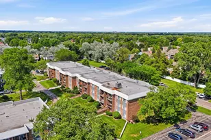 1621 N Windsor Dr, Arlington Heights, IL 60004 - Photo 28