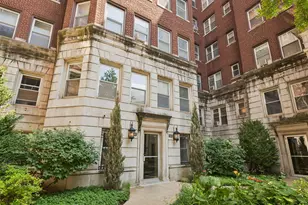 1044 W Balmoral Ave, Chicago, IL 60640 - Photo 2