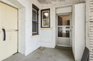 1044 W Balmoral Ave, Chicago, IL 60640 - Photo 26