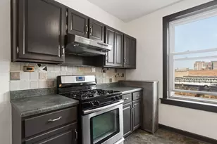 1044 W Balmoral Ave, Chicago, IL 60640 - Photo 14