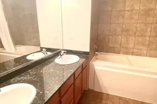1645 W Ogden Ave, Chicago, IL 60612 - Photo 8