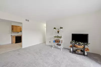 112 Mullingar Court #1D, Schaumburg, IL 60193 - Photo 6