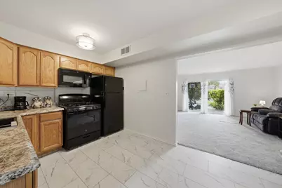 112 Mullingar Court #1D, Schaumburg, IL 60193 - Photo 8