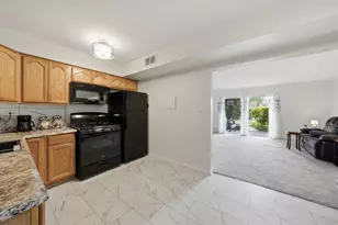 112 Mullingar Ct, Schaumburg, IL 60193 - Photo 8