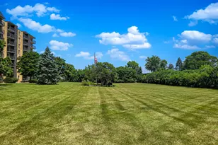 5400 Walnut Ave, Downers Grove, IL 60515 - Photo 22