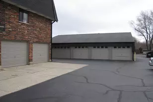 428 Cavalier Ct, West Dundee, IL 60118 - Photo 12