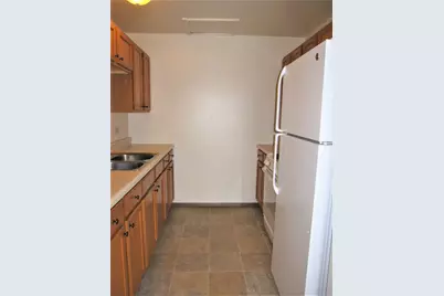 428 Cavalier Court #4, West Dundee, IL 60118 - Photo 6