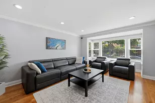 2924 W Jerome St, Chicago, IL 60645 - Photo 4