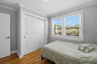 2924 W Jerome St, Chicago, IL 60645 - Photo 14