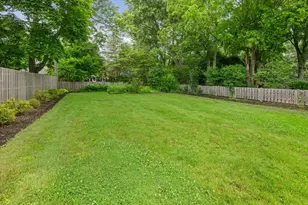 198 Wildwood Rd, Lake Forest, IL 60045 - Photo 8