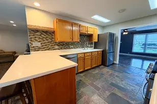 11820 S Avers Ave, Alsip, IL 60803 - Photo 6