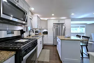 116 S River St, Montgomery, IL 60538 - Photo 12