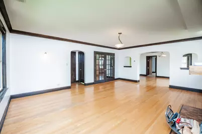 11127 S Homewood Avenue, Chicago, IL 60643 - Photo 2