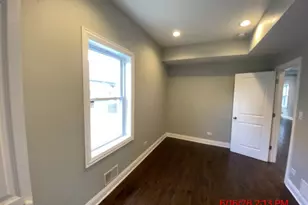 2719 N 74th Ct, Elmwood Park, IL 60707 - Photo 10