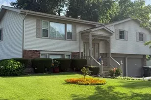 24625 W Dove Dr, Channahon, IL 60410 - Photo 1